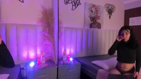 Snapshot of isabella_crofts chatting on November 8, 4:12 am isabella_crofts online show from November 8, 4:12 am