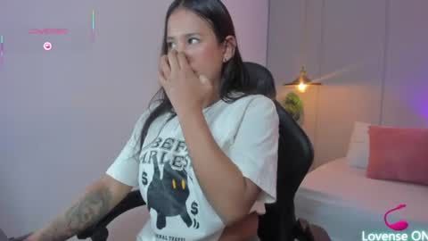 Snapshot of isabella_florez22 chatting on July 30, 2:43 am Isabel florez online show from July 30, 2:43 am
