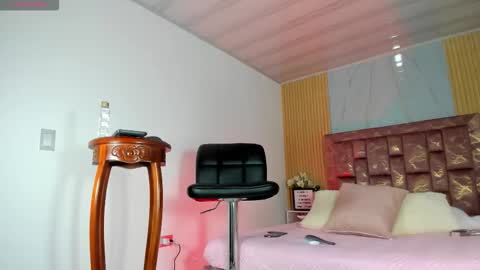 isabella_haddad online show from October 31, 4:24 am