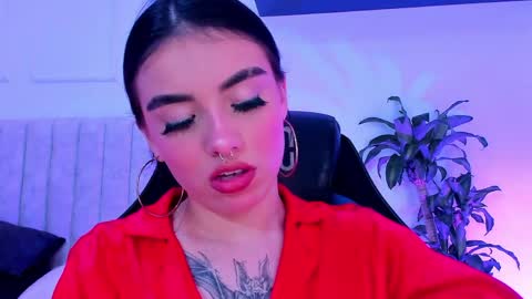 ISABELLA online show from June 9, 7:03 pm