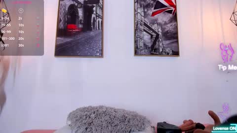 Snapshot of isabella_lopez_ chatting on February 22, 12:08 pm Isabel Lopez online show from February 22, 12:08 pm