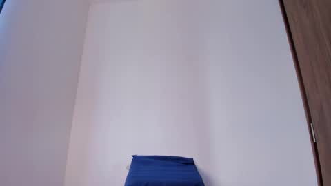 Snapshot of isabella_lopez_ chatting on November 1, 12:40 pm Isabel Lopez online show from November 1, 12:40 pm