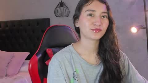 Snapshot of isabella_nowa chatting on April 25, 11:35 am Isabella Nowa online show from April 25, 11:35 am