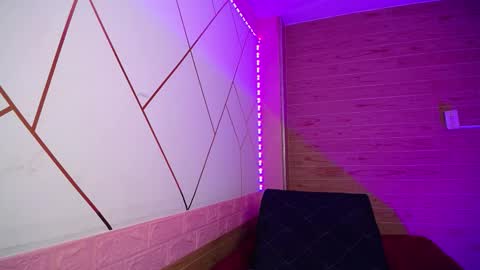 Snapshot of isabella_roseee chatting on November 26, 10:16 am isabella_roseee online show from November 26, 10:16 am