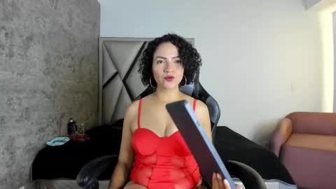 Snapshot of isabella_rosssi1 chatting on September 30, 3:55 am isabella_rosssi1 online show from September 30, 3:55 am