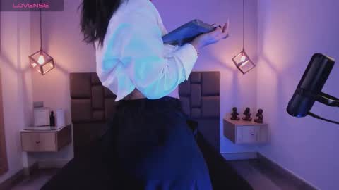 Snapshot of isabella_santamaria chatting on October 12, 2:10 am Isa online show from October 12, 2:10 am