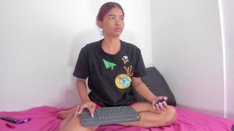 Snapshot of isabella_sex18 chatting on February 9, 2:38 am isabella online show from February 9, 2:38 am