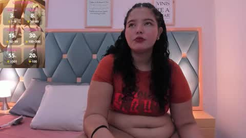 Snapshot of isabella_walton_ chatting on November 7, 11:10 am Bella online show from November 7, 11:10 am