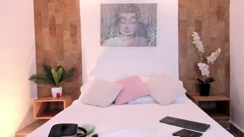 Snapshot of isabella_winkler chatting on May 27, 10:34 am isabella_winkler online show from May 27, 10:34 am