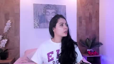Snapshot of isabella_winkler chatting on July 26, 11:28 am isabella_winkler online show from July 26, 11:28 am