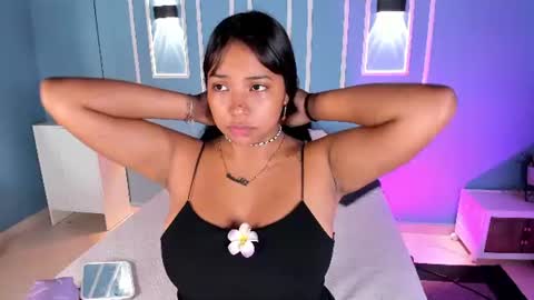 Snapshot of isabella_zc chatting on June 24, 11:42 am isabella zc online show from June 24, 11:42 am