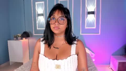 Snapshot of isabella_zc chatting on June 30, 12:17 pm isabella zc online show from June 30, 12:17 pm
