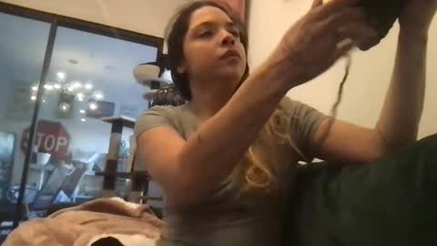 Snapshot of isabellaelizabeth chatting on February 2, 10:52 pm isabellaelizabeth online show from February 2, 10:52 pm