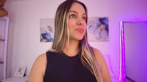 Snapshot of isabellaharley chatting on July 7, 2:54 pm Isabella online show from July 7, 2:54 pm