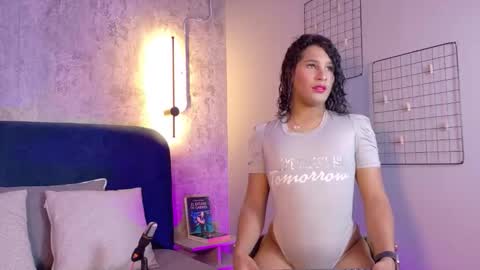 Isabella online show from October 19, 7:58 pm