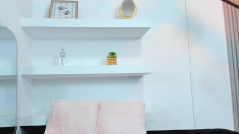 Snapshot of isabellamonet chatting on September 22, 7:16 pm isabellamonet online show from September 22, 7:16 pm