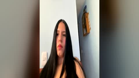 Isabellanoir  online show from June 16, 2:52 pm