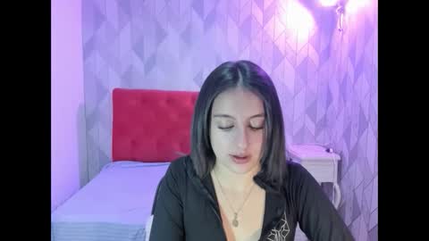 Isabella online show from December 3, 5:26 am