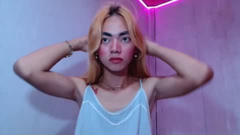 isabellatx online show from April 26, 6:05 pm