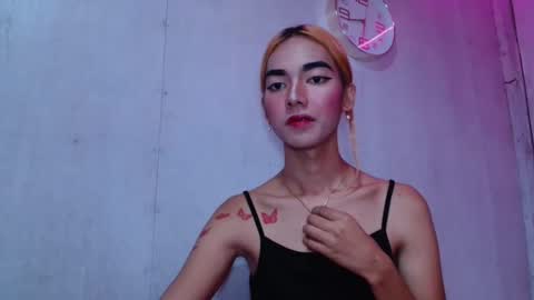 isabellatx online show from May 1, 12:32 pm