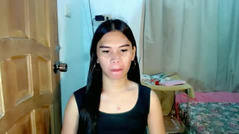 Snapshot of isabelle_amore chatting on June 18, 8:13 pm Ysa online show from June 18, 8:13 pm