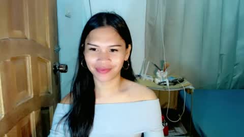Snapshot of isabelle_amore chatting on June 30, 11:50 pm Ysa online show from June 30, 11:50 pm