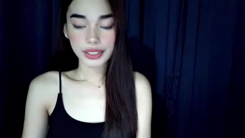 Isabelle online show from April 29, 1:59 pm
