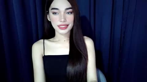 Snapshot of isabelle_willis chatting on May 23, 5:34 am Isabelle online show from May 23, 5:34 am