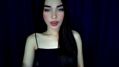 Isabelle online show from July 2, 1:28 pm