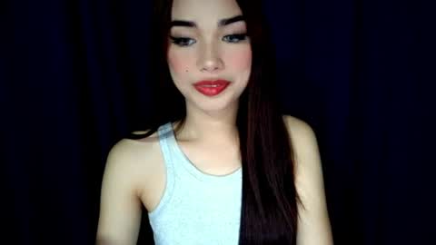 Isabelle online show from July 6, 3:58 pm