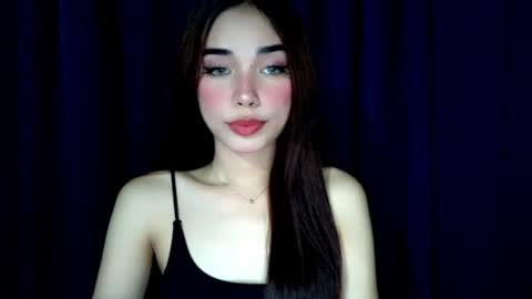 Isabelle online show from July 21, 1:46 pm