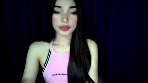 Isabelle online show from July 27, 4:25 pm