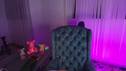 Isa online show from January 5, 9:26 am