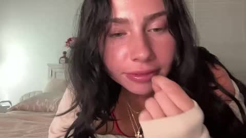 Snapshot of isabellekinsley chatting on September 24, 3:43 am isabellekinsley online show from September 24, 3:43 am