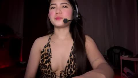 isabellemonroe online show from March 18, 9:45 am