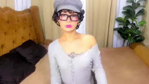 Snapshot of isabellizacums chatting on April 19, 6:10 pm isabelliza princess online show from April 19, 6:10 pm