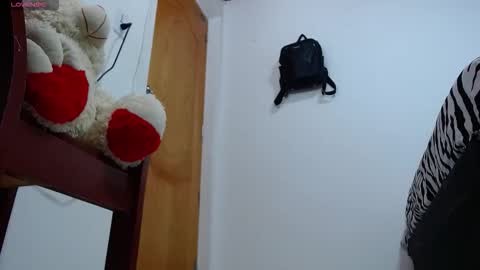 Snapshot of isadora_conde1_ chatting on November 15, 6:59 pm isadora online show from November 15, 6:59 pm