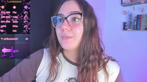 Snapshot of isarhodes_ chatting on December 20, 1:14 am Isa online show from December 20, 1:14 am