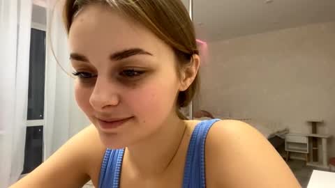 Snapshot of isauratorkelson chatting on March 10, 8:14 pm Issa online show from March 10, 8:14 pm