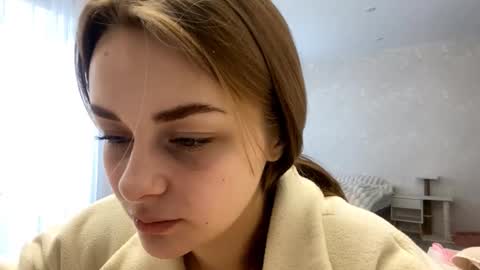 Snapshot of isauratorkelson chatting on March 13, 9:05 am Issa online show from March 13, 9:05 am