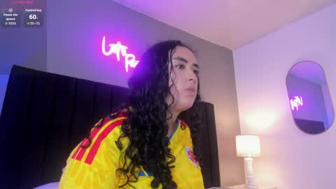 Isabela Isa for lovers online show from June 8, 10:21 pm