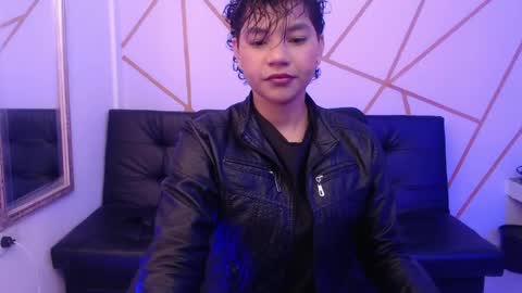 Snapshot of ise_lunny chatting on June 10, 3:07 am isabela online show from June 10, 3:07 am