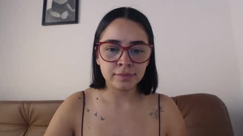 Emma online show from October 19, 4:40 pm