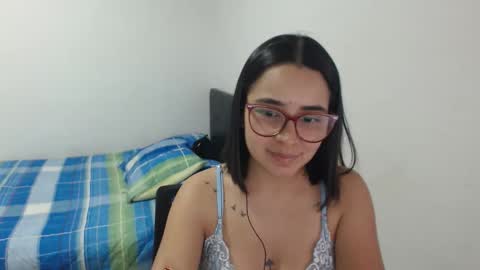 Emma online show from December 18, 3:12 am