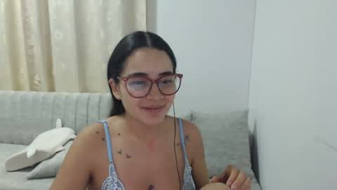 Emma online show from March 19, 3:21 am