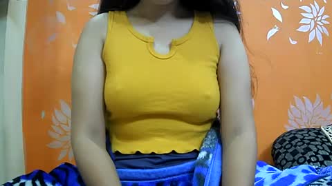 Snapshot of ishika_singh_ chatting on January 19, 2:36 am ishika_singh_ online show from January 19, 2:36 am