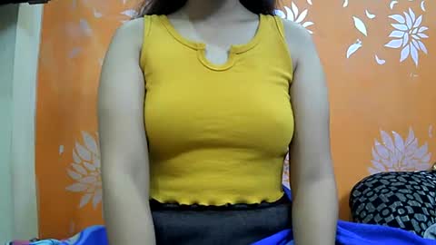 Snapshot of ishika_singh_ chatting on February 2, 1:45 am ishika_singh_ online show from February 2, 1:45 am