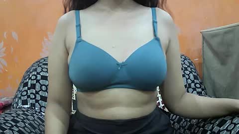 Snapshot of ishika_singh_ chatting on September 23, 2:14 am ishika_singh_ online show from September 23, 2:14 am