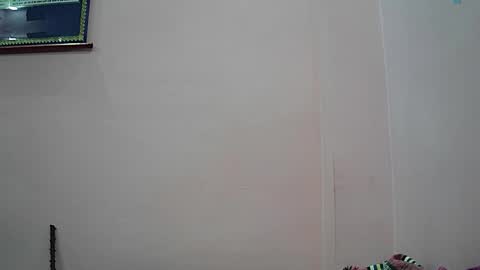 Snapshot of ishika_singh_ chatting on October 23, 2:11 am ishika_singh_ online show from October 23, 2:11 am