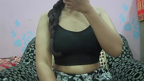 Snapshot of ishika_singh_ chatting on April 22, 1:41 am ishika_singh_ online show from April 22, 1:41 am